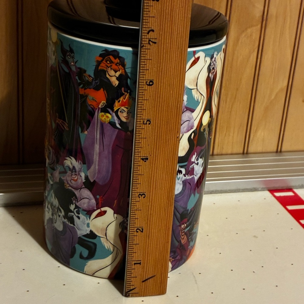 Disney Villains 8” Ceramic Canister Treat/Cookie Jar With Lid - Picture 10 of 11